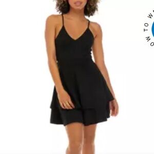 V neck mini black dress with floral imprints